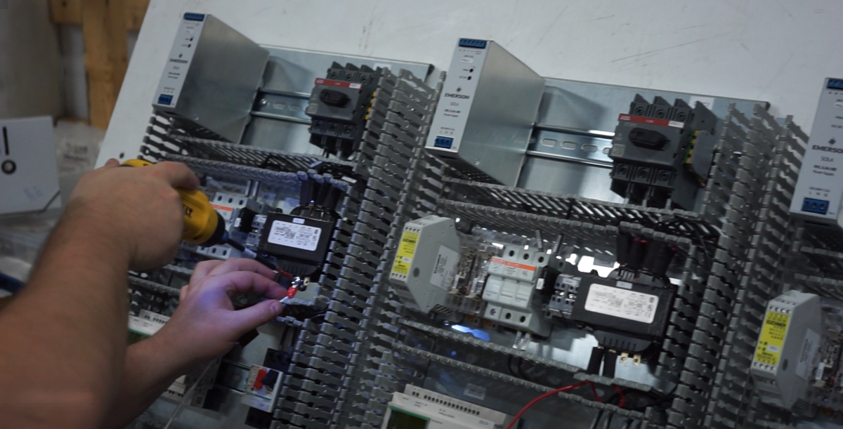 Assemblage de panneaux de controle Control Panel Assembly